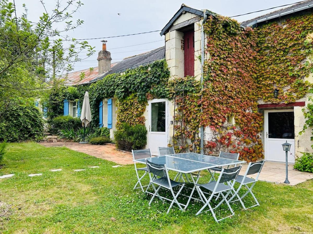 Gite Les Jardins De Terrefort Сомюр Экстерьер фото
